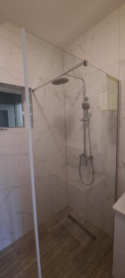 Apartmani "Alenka" Primošten Екстериор снимка