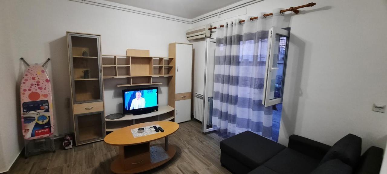 Apartmani "Alenka" Primošten Екстериор снимка