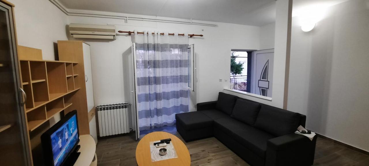 Apartmani "Alenka" Primošten Екстериор снимка