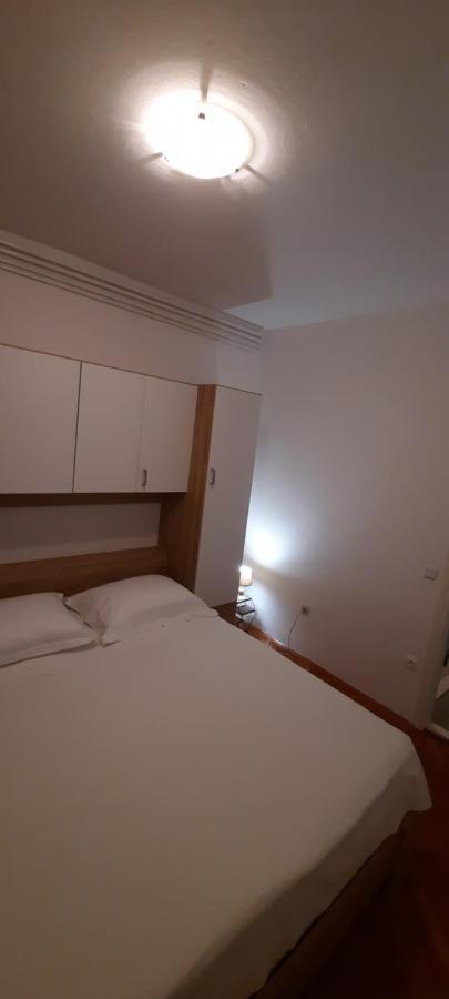 Apartmani "Alenka" Primošten Екстериор снимка