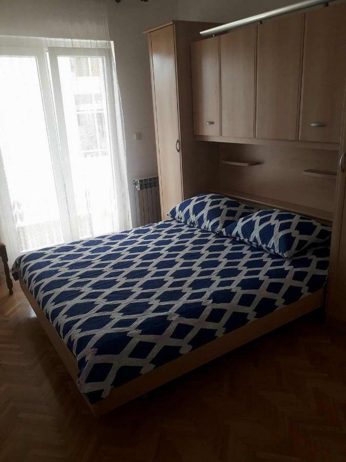Apartmani "Alenka" Primošten Екстериор снимка
