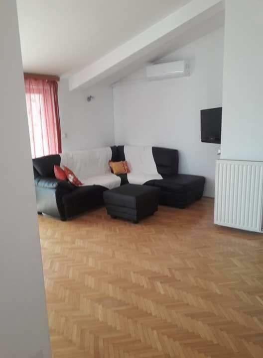 Apartmani "Alenka" Primošten Екстериор снимка