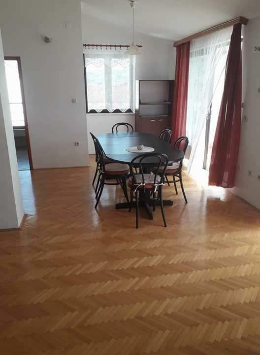 Apartmani "Alenka" Primošten Екстериор снимка